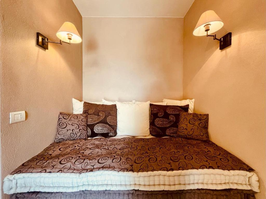 Suite Villa Aurelj Barolo Eksteriør billede