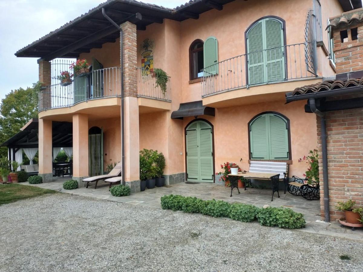 Suite Villa Aurelj Barolo Eksteriør billede